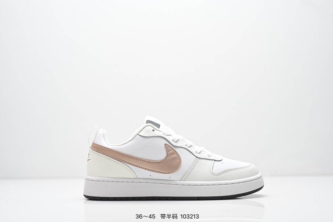 真标 带半码  耐克Nike Court Borough   低帮百搭透气休闲运动板鞋，经典耐用的设计，兼顾舒适脚感和出众风范，演绎匠心之作。结构性的支撑贴合感结合复古篮球设计，塑就场外全明星风范 货号:BQ5448 109 编码：103213尺码：看图所示