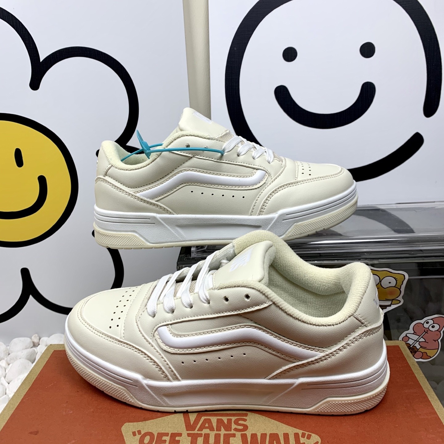  万斯HY018卡其  套楦工艺 正确版型 尺码36-44 男码现货 L1