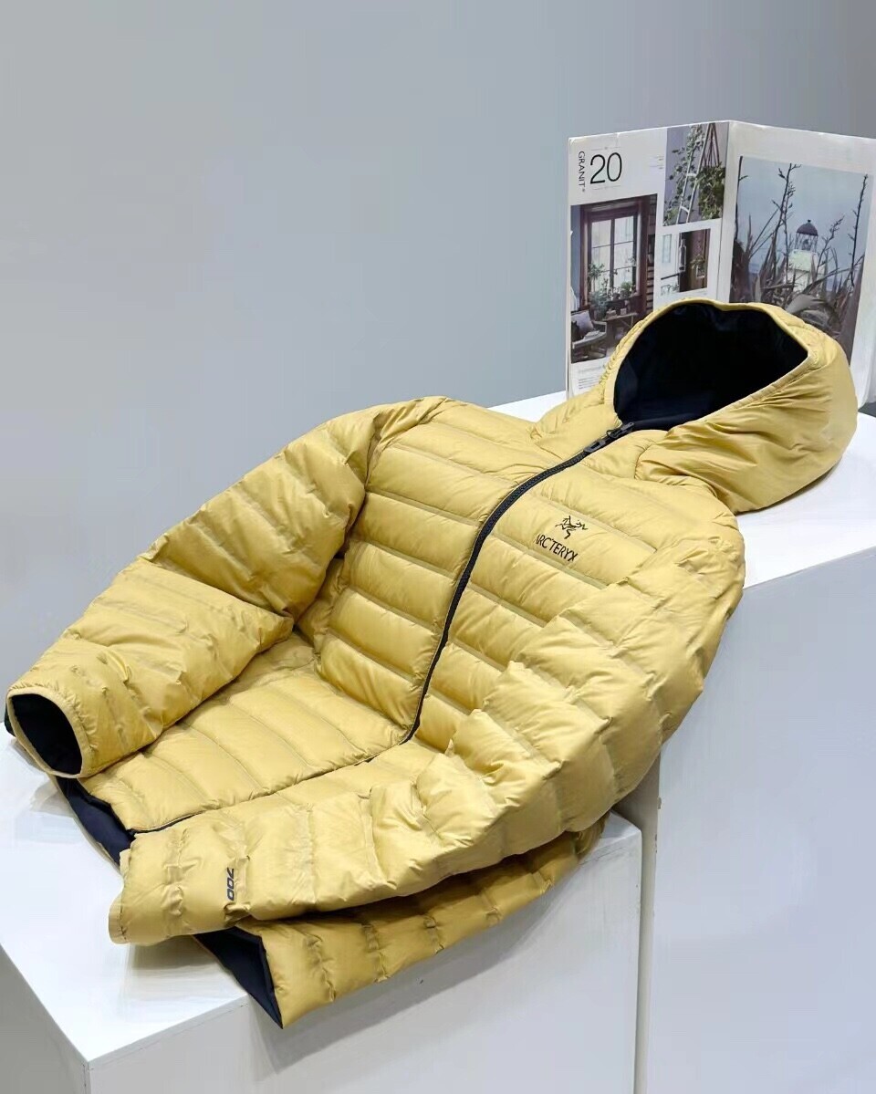 ARC’TERYX始祖鸟新款双面穿情侣轻薄款羽绒服新国标90绒、600蓬轻量双面穿白鸭绒羽绒服、两面均可外穿、采用全立体无缝压胶工艺 真正做到不出绒