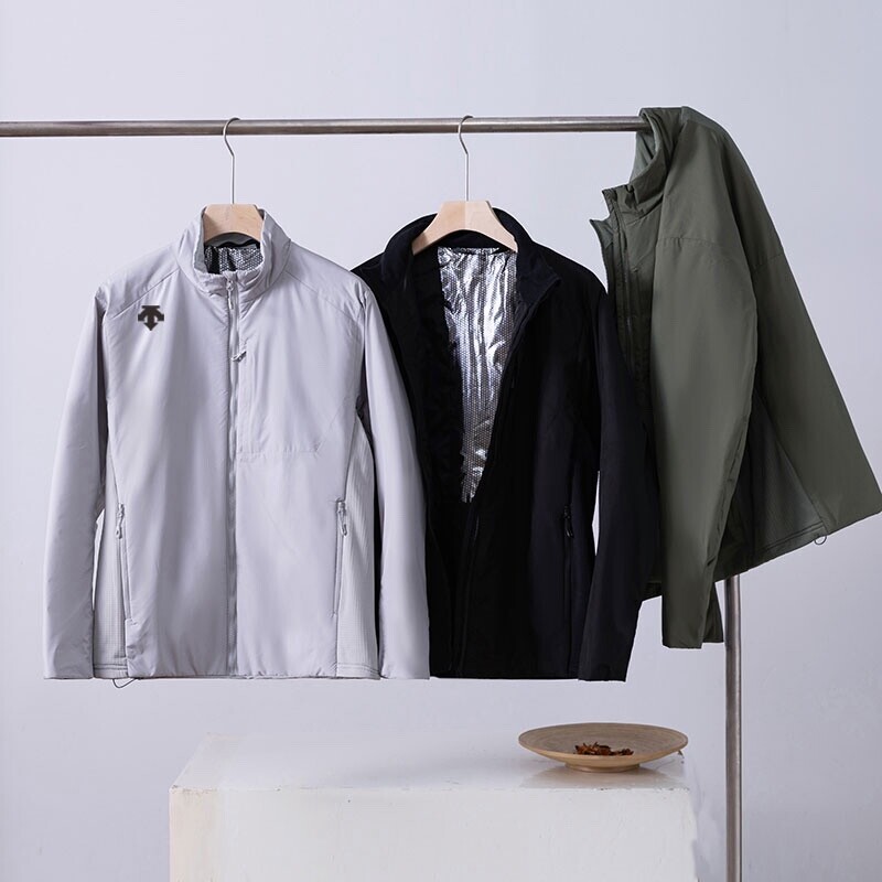 迪桑特轻量化棉衣颜色:黑色，白色，绿色，尺码M-3XL款号908