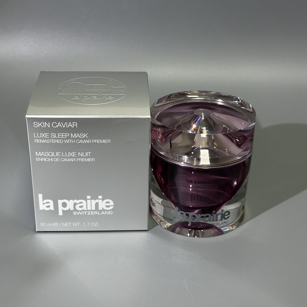 莱珀妮铂金尊宠面霜50ml/普通版实拍现货518952147编码！可配中文标！贵妇级抗老面霜，莱珀妮铂金尊宠面霜，50ml满满奢护能量。蕴含珍稀铂金多肽与焕活复合精粹，精准激活肌肤各层关键焕新进程，淡纹紧致，提升肌肤弹性，恢复年轻光泽，给肌肤奢护体验，让你无惧岁月痕迹，开启肌肤逆龄之旅。