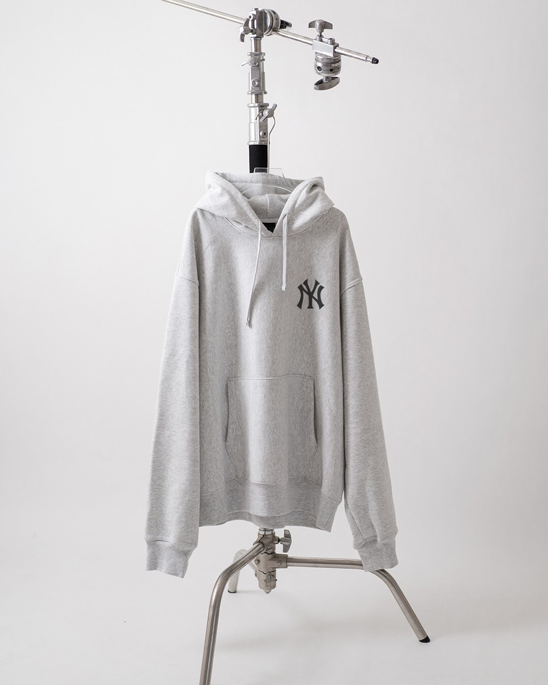 纯棉华棉350克广州档口货 高品质 高克重。得物包装品质保证 15天无理由退换。可接急单  批发定制 一件来图定制长期款 不下架 放心退