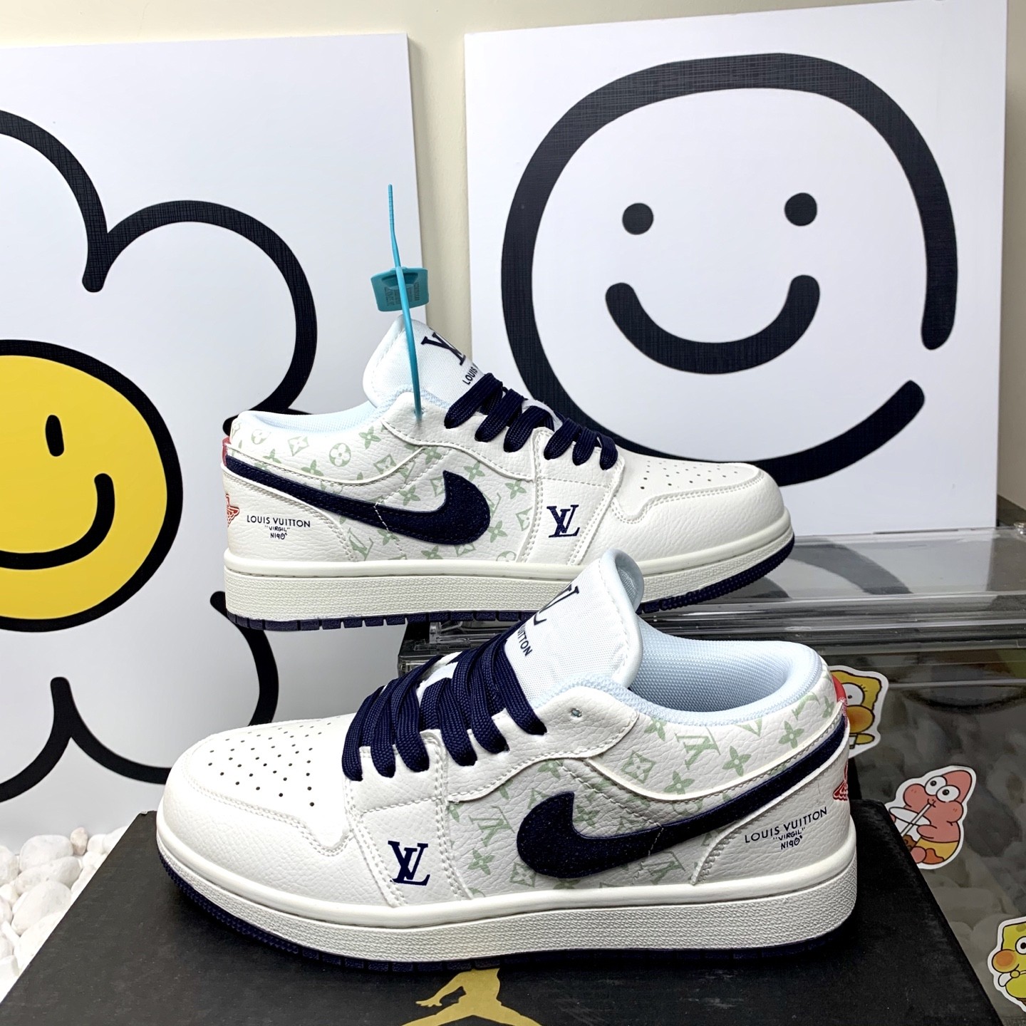   AJ Jordan Air Jordan 1 Low 耐磨防滑 AJ低帮白蓝LV 复古板鞋 36-44码！N1