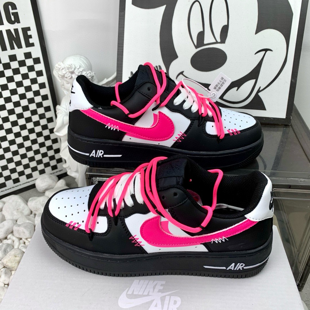  Nike AF1 空军一号 W18白黑粉 尺码36-44 顶级 放店免修版本 男女码现货 N1